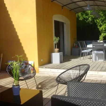 Maison Avec Piscine Au Calme Au Pied Du Ventoux *